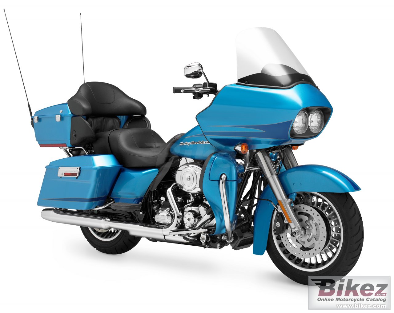 Big Harley-Davidson fltru road glide ultra picture and wallpaper from Bikez.com